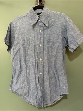 Short-Sleeve Chambray Button-Up Shirt - Light Blue